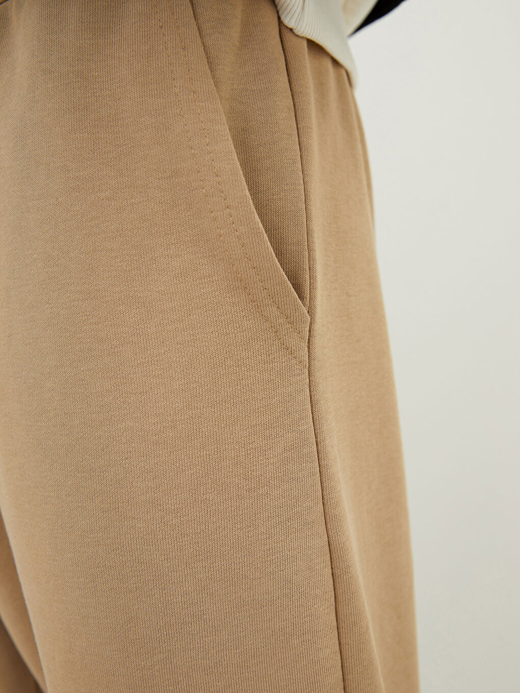 Slim Fit Men's Sweatpants-3