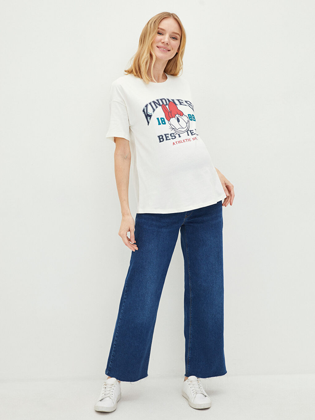 Crew Neck Daisy Duck Printed Short Sleeve Cotton Maternity T-Shirt-1