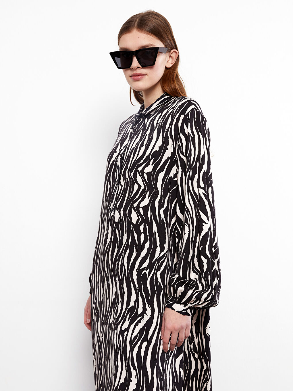 Siyah Gömlek Yaka Desenli Uzun Kollu Viskon Kadın Elbise-2