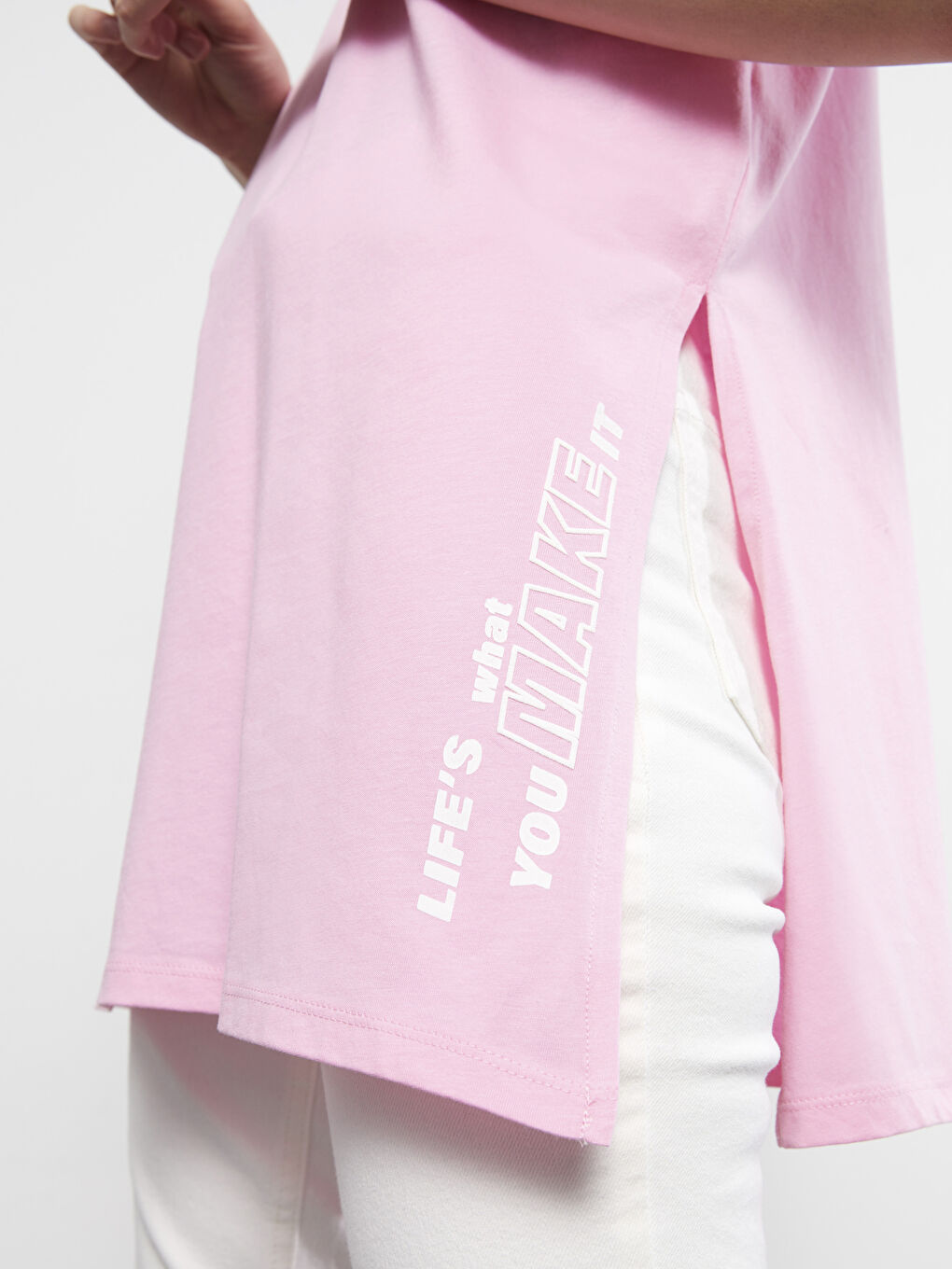 Okrugli izrez, štampano slovo, kratki rukav, pamučna ženska majica-8