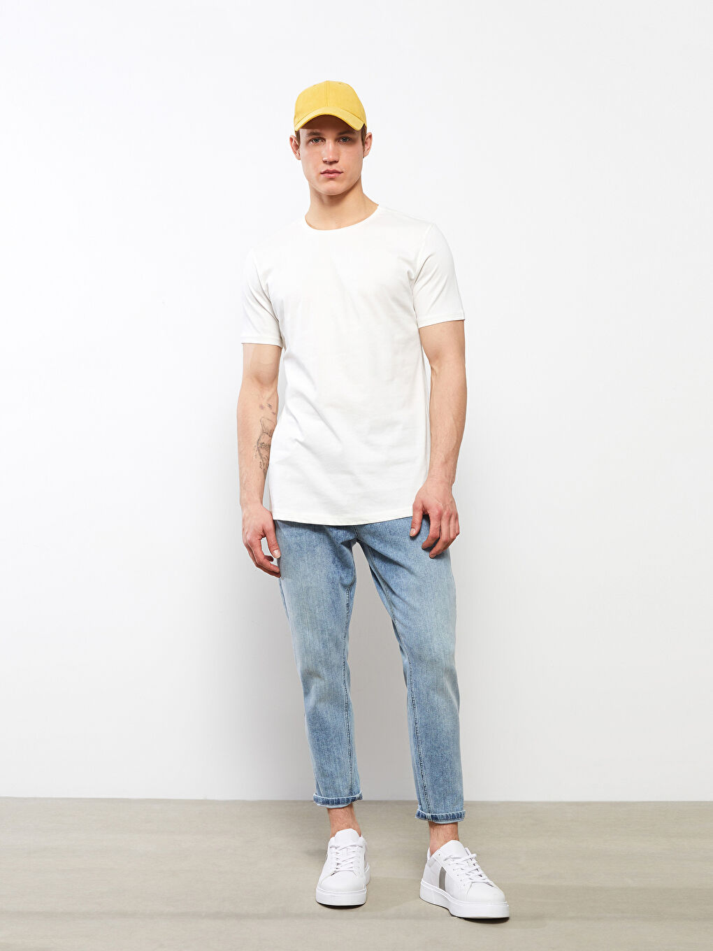 Crew Neck Short Sleeve Basic Combed Cotton Men's T-shirt