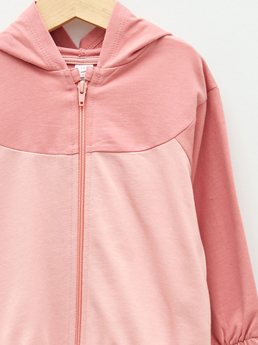 Толстовка на молнии с капюшоном и длинным рукавом для малышки девочки с цветовым блоком-2