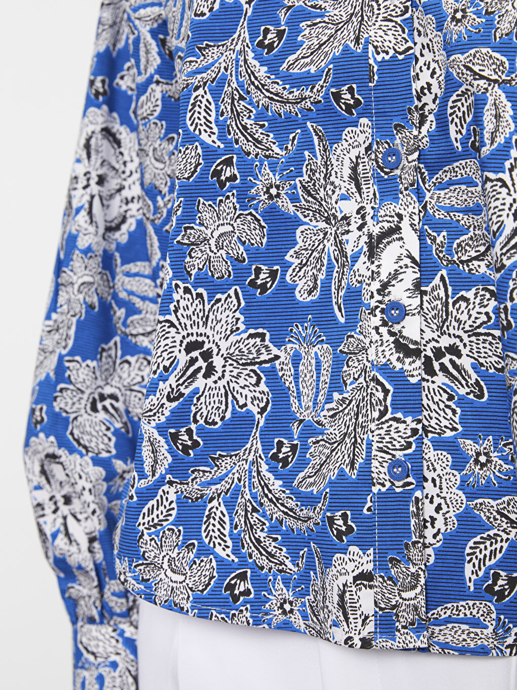 Mavi Önden Düğme Kapamalı Çiçekli Uzun Kollu Poplin Kadın Gömlek-3