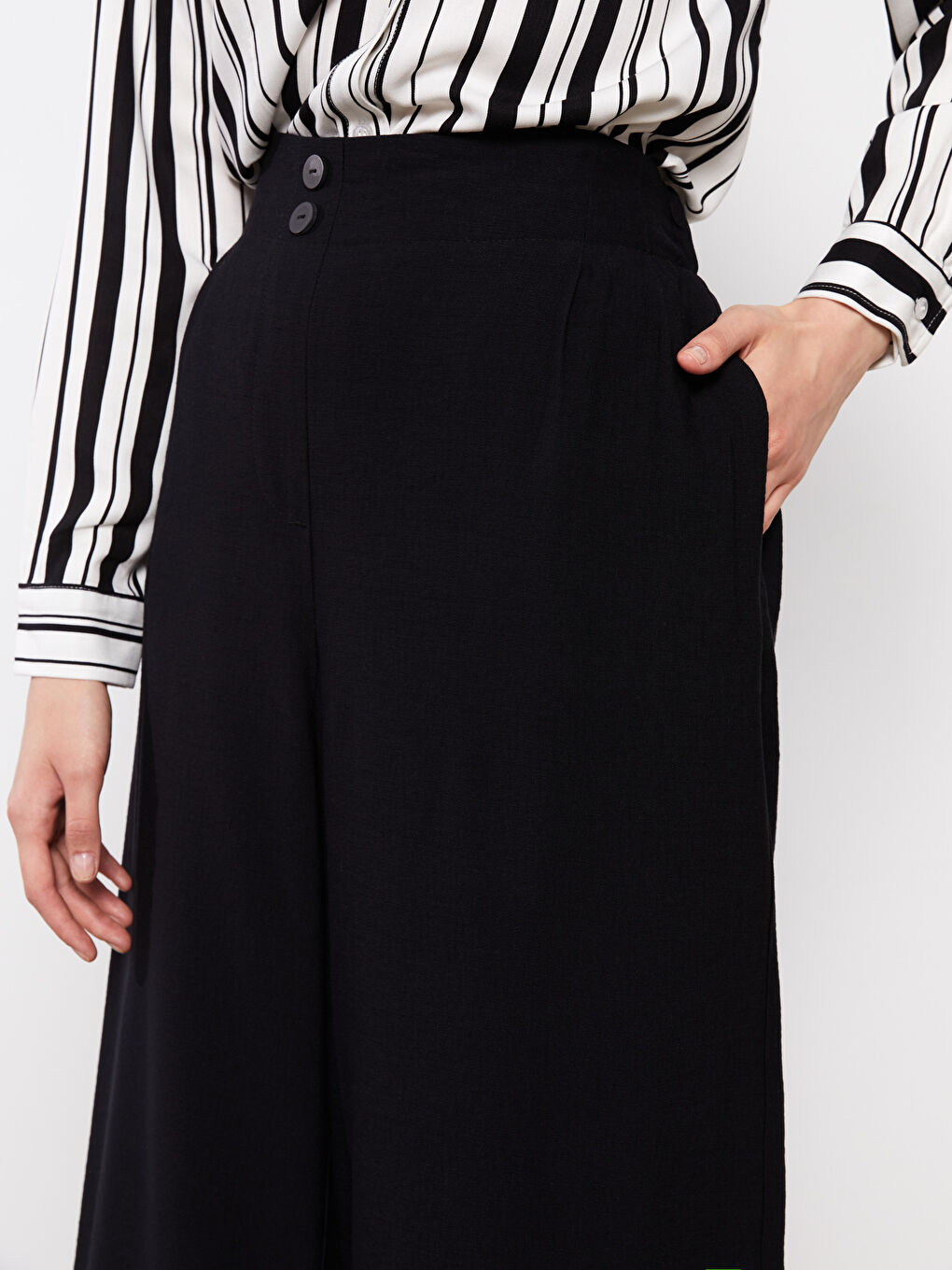 Siyah Kadın Beli Lastikli Rahat Kalıp Düz Pantolon-2