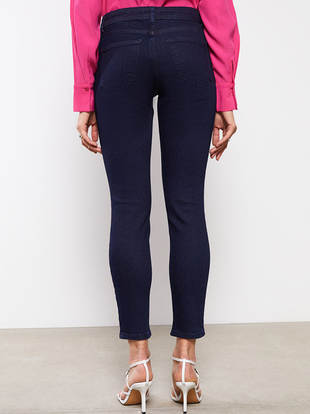 Standard Fit Straight Pocket Detailed Women's Rodeo Jeans -S2FR98Z8-309