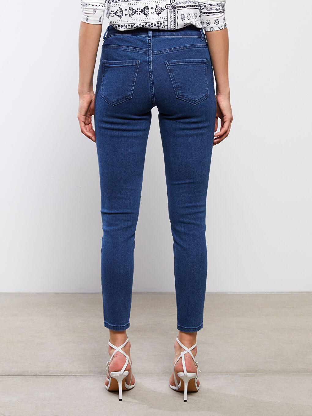 Mercury Skinny Fit Straight Pocket Detailed Women's Rodeo Jean Trousers-4