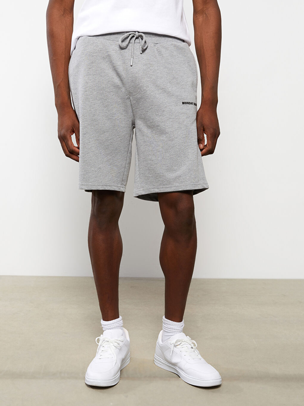Gri Standart Kalıp Erkek Şort-3