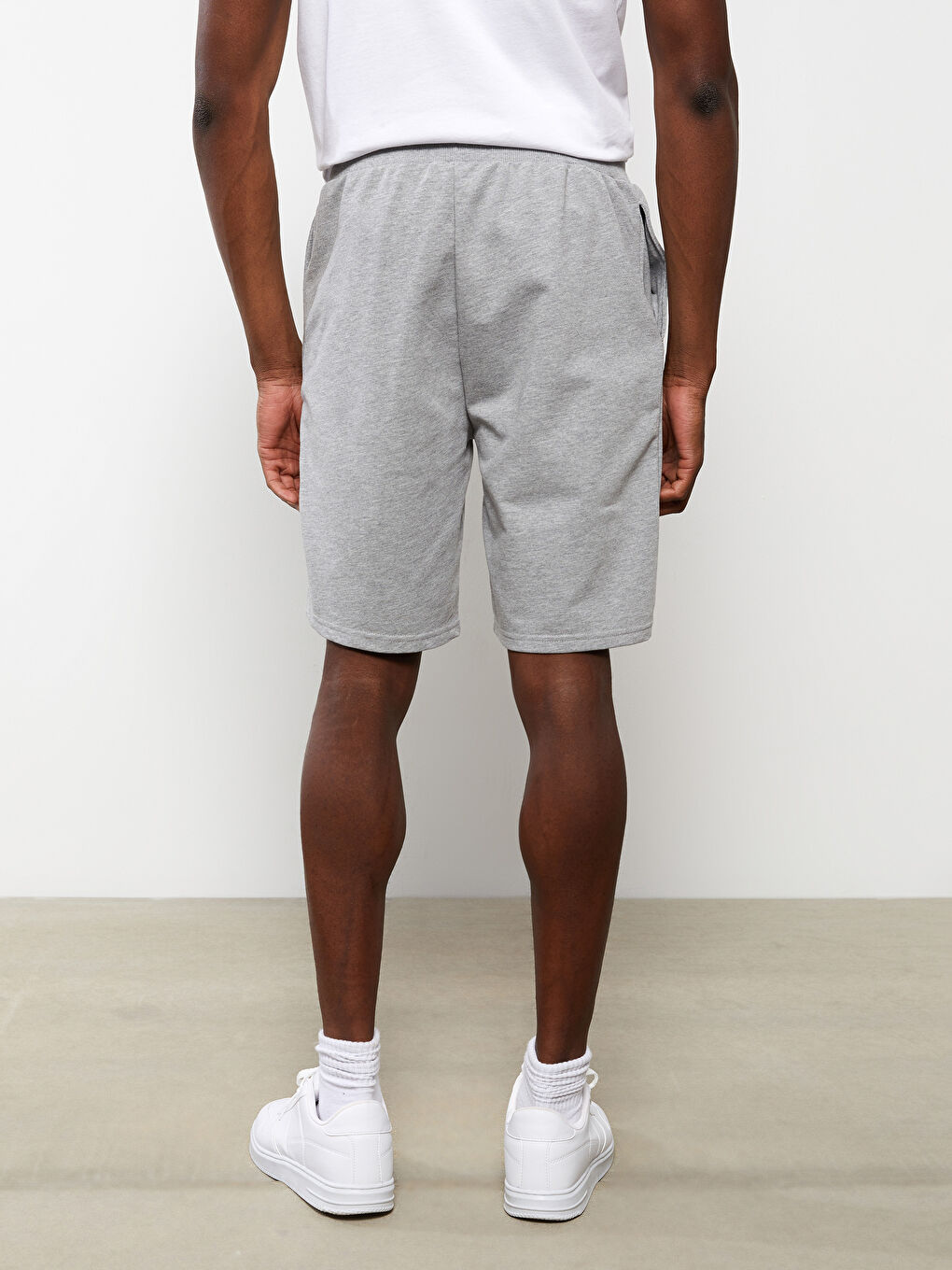 Gri Standart Kalıp Erkek Şort-5