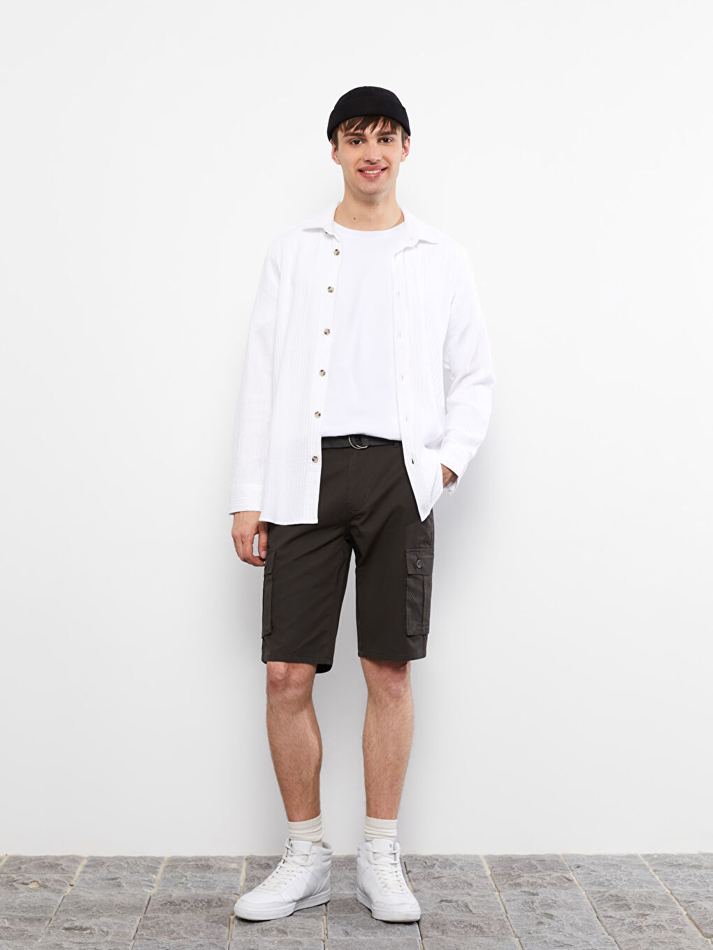 XSIDE Gri Standart Kalıp Gabardin Erkek Şort - 1