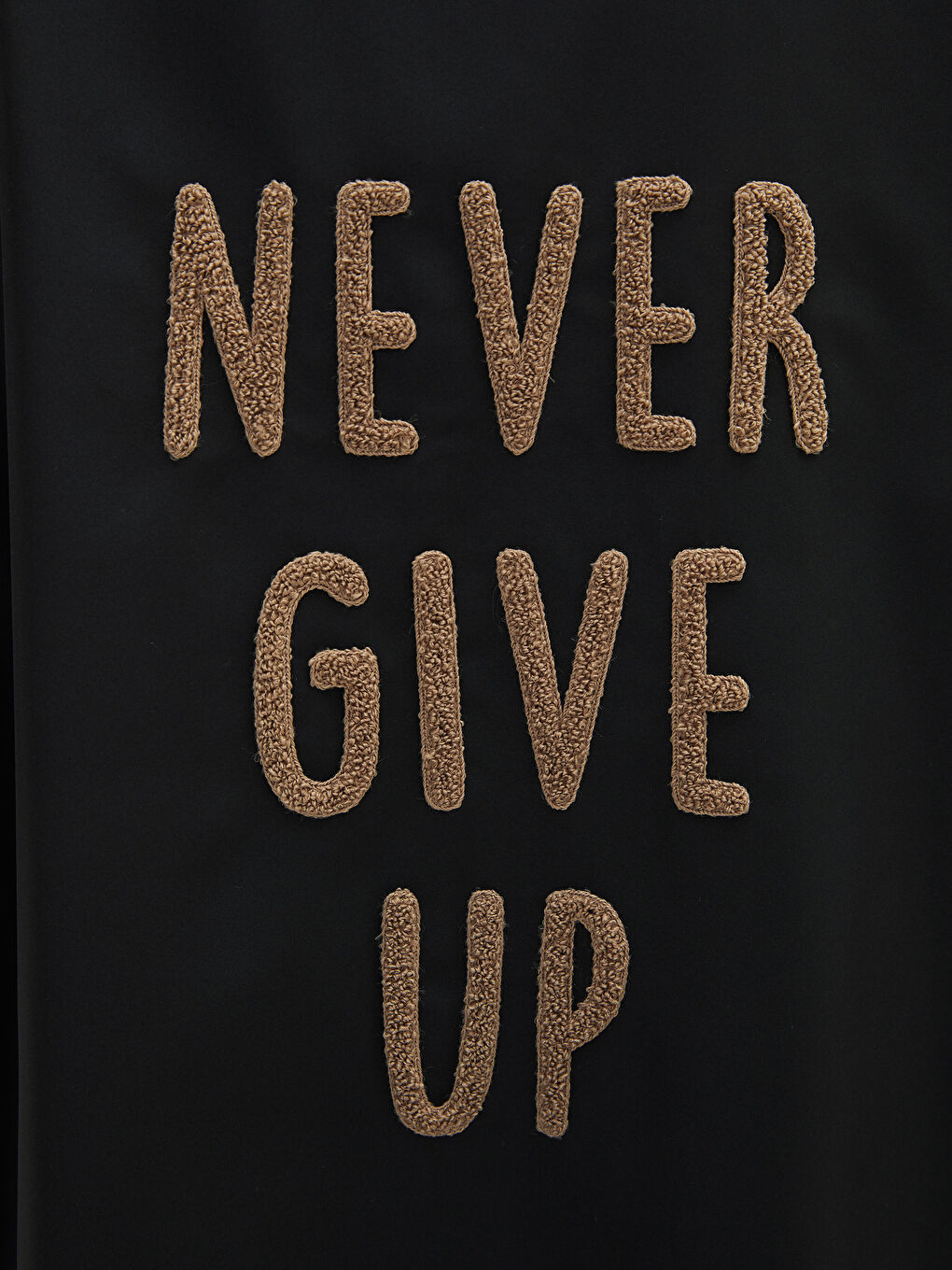 Siyah Kapüşonlu Düz Uzun Kollu Cep Detaylı Kadın Yağmurluk-3