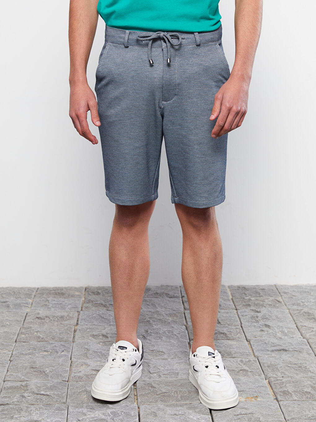 Lacivert Slim Fit Beli Bağlama Detaylı Erkek Şort-3