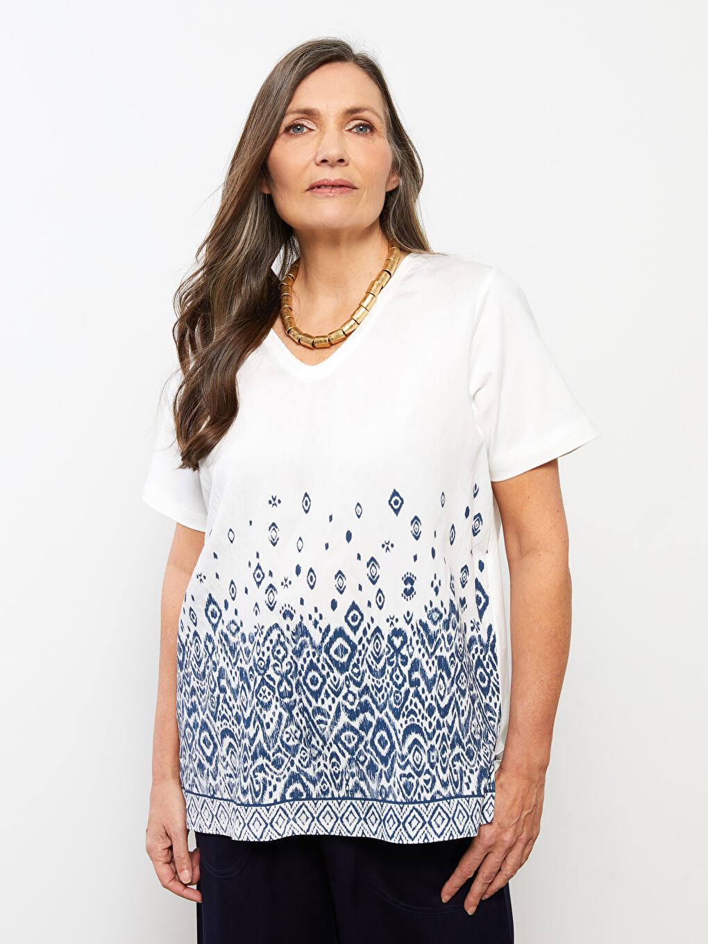 V-Neck Patterned Short Sleeve Women's T-Shirt-1