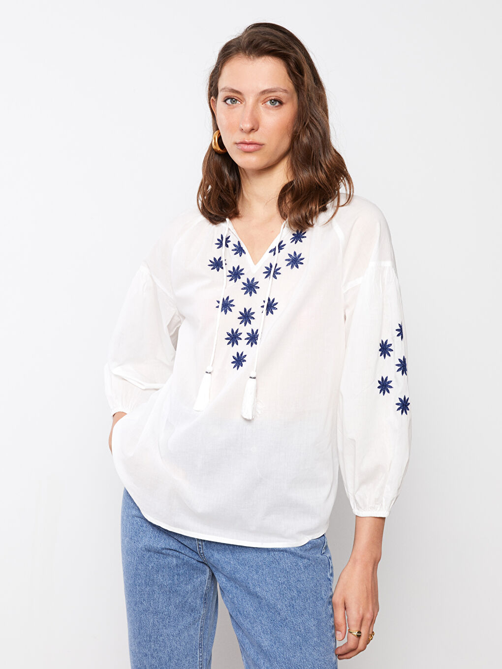 ჰალსტუხიანი საყელო მოქარგული პოპლინის ქსოვილი ქალებისთვის ბლუზი