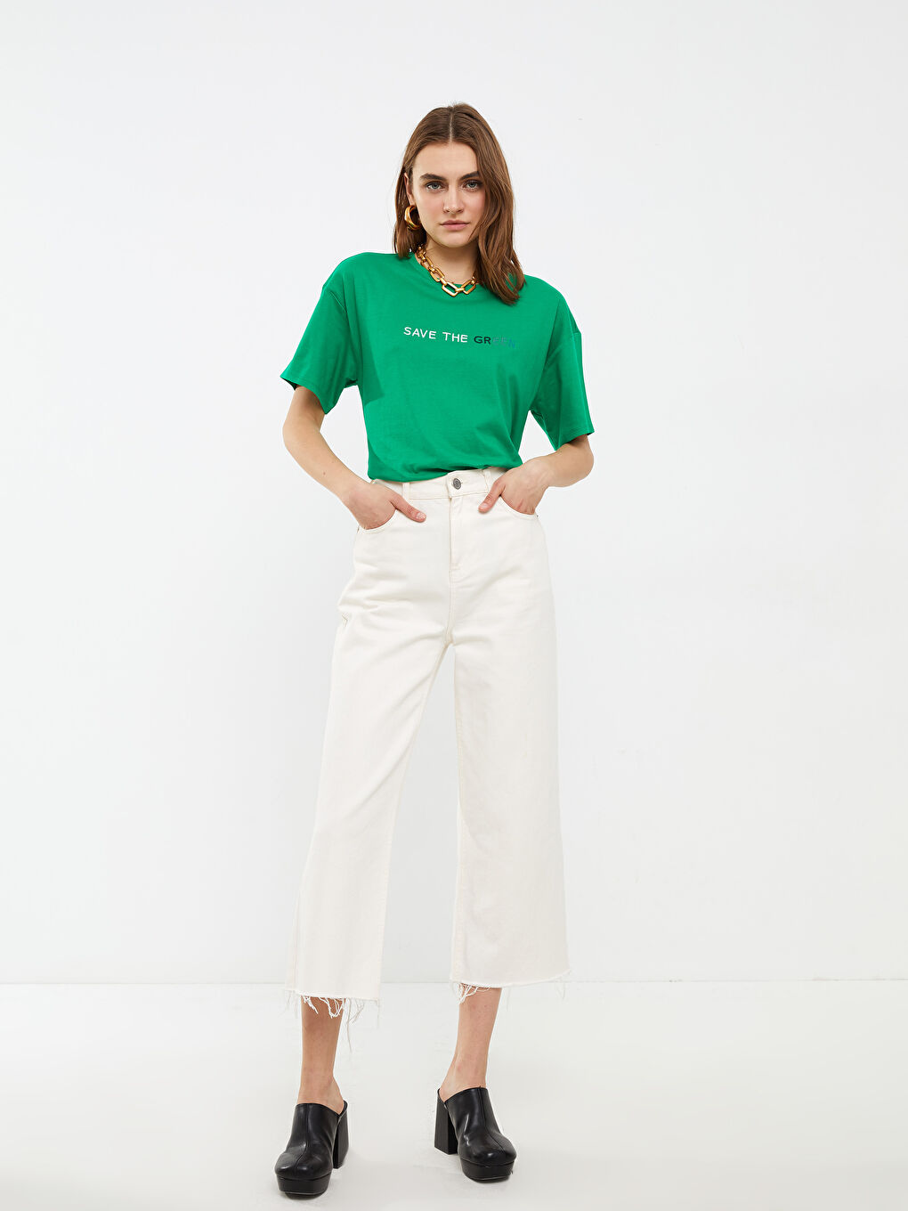 Crew Neck Embroidered Short Sleeve Cotton Women's T-Shirt
