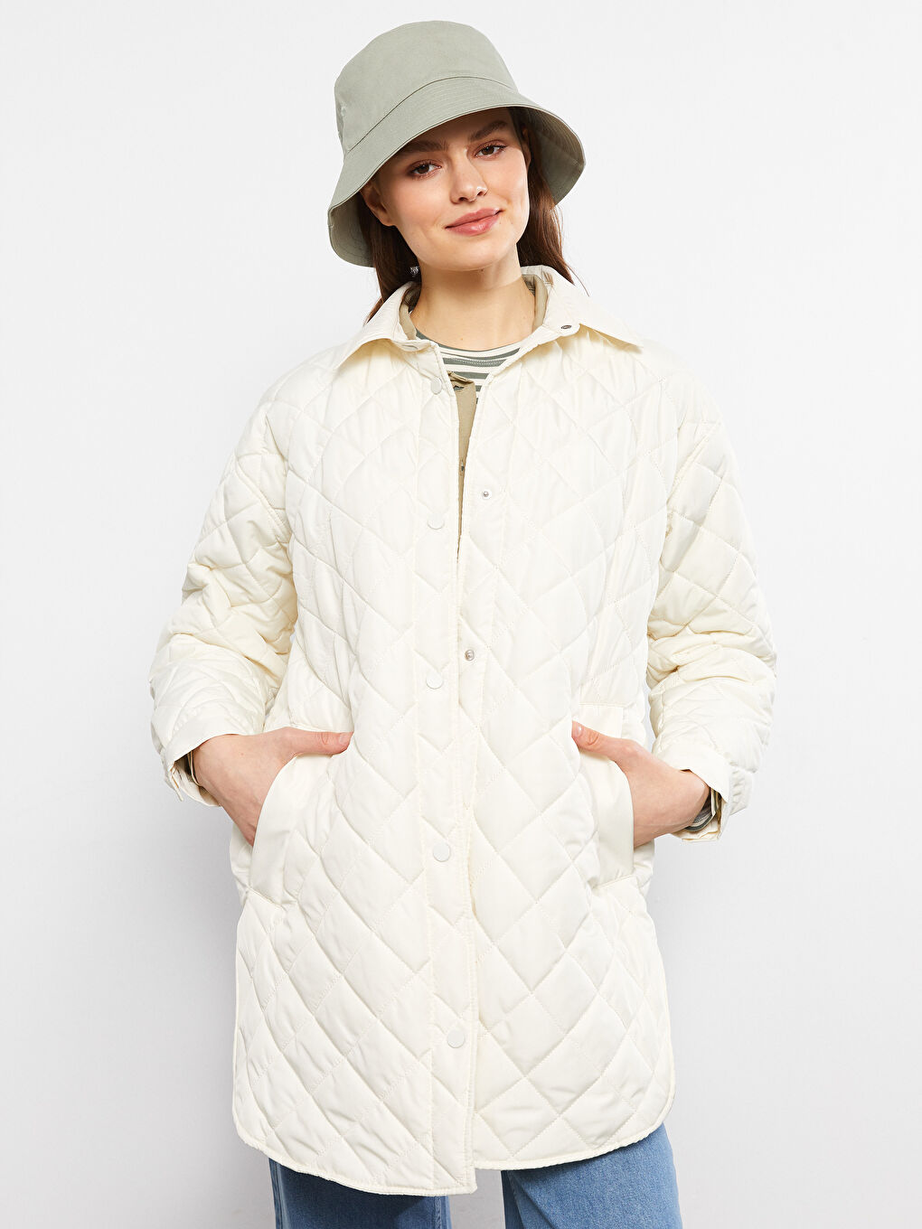 LCW Modest Gömlek Yaka Kapitone Kadın Şişme Mont -S2FU76Z8-S23