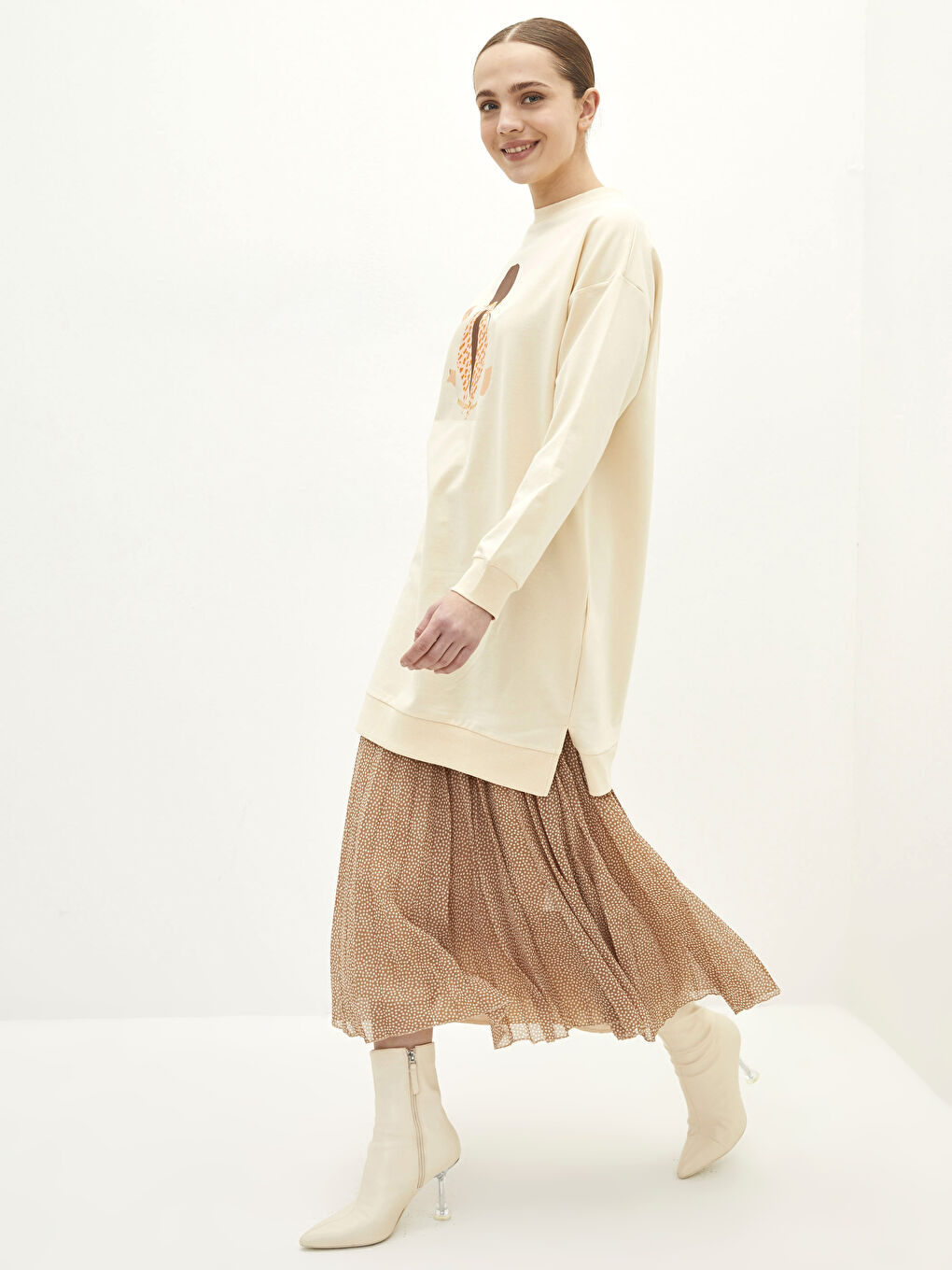 Kahverengi Beli Fermuarlı Puantiyeli Şifon Kadın Pileli Etek-1