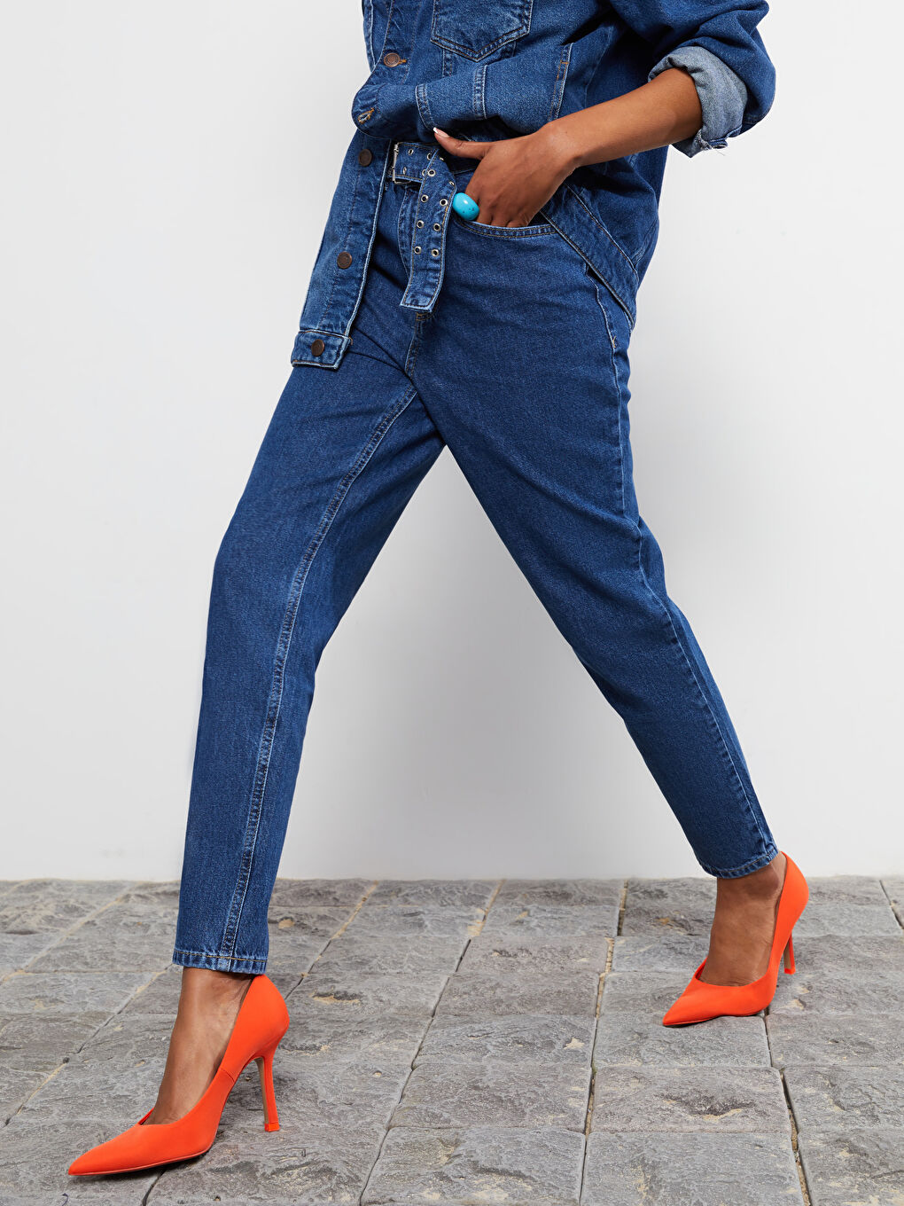 İndigo Yüksel Bel Mom Fit Cep Detaylı Kadın Rodeo Jean Pantolon-2