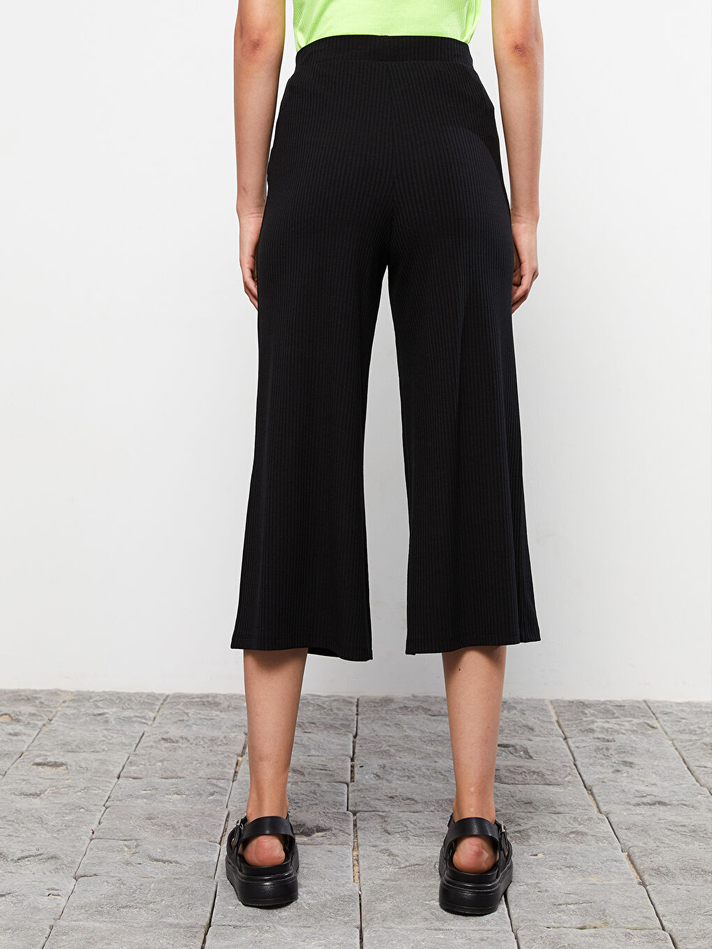 Women's Elastic Waist Plain Trousers-4