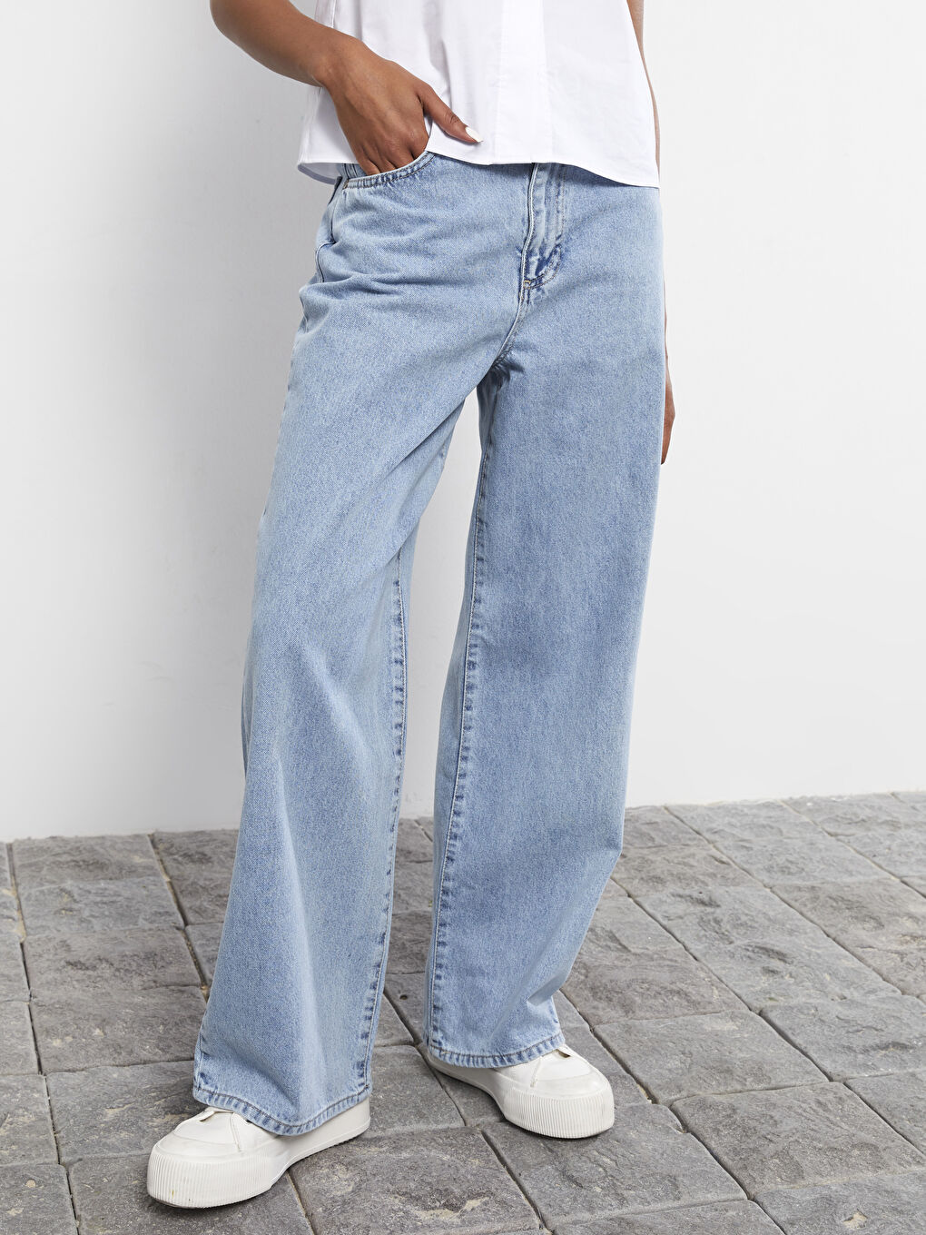 LCW Jeans Women's High Waist Wideleg Straight Rodeo Jeans -S2FY13Z8-311