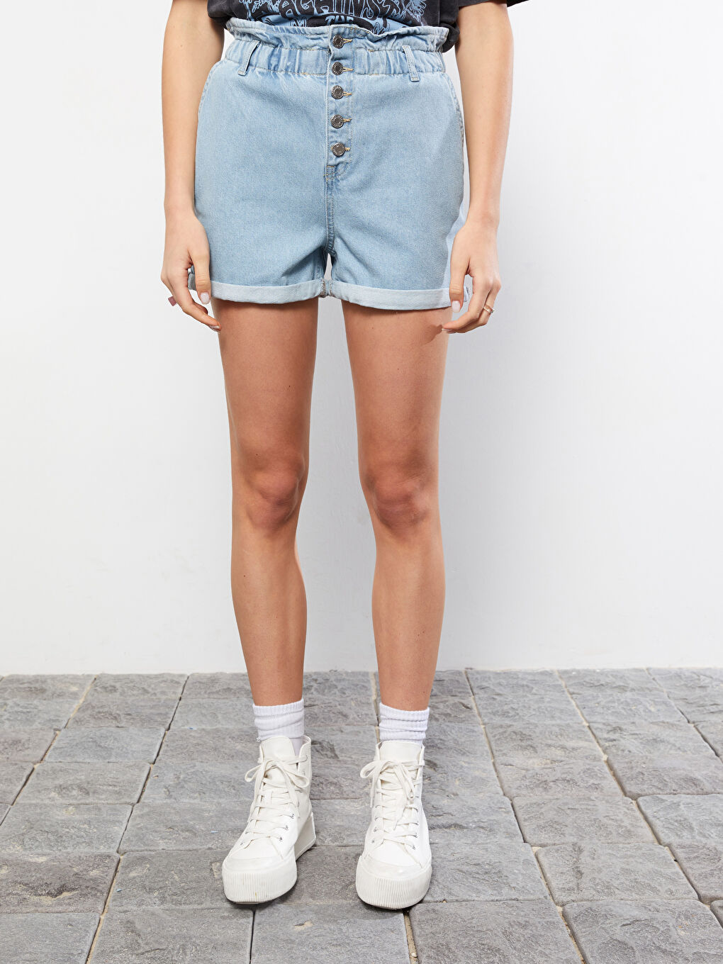 Elastic Waist Slouchy Pocket Detailed Women's Rodeo Jean Shorts-4