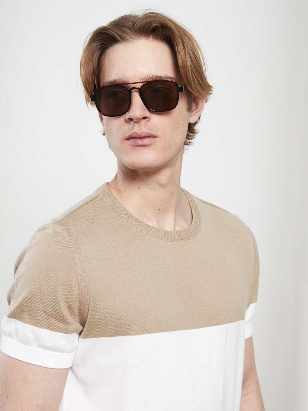 Beyaz Bisiklet Yaka Kısa Kollu Renk Bloklu Erkek Triko Kazak-5