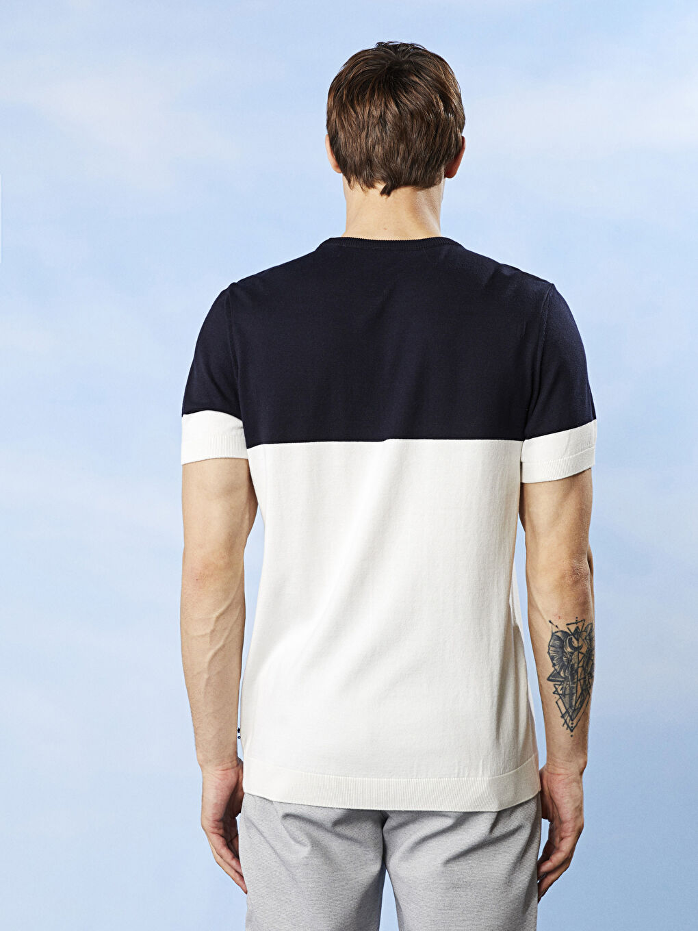 Lacivert Bisiklet Yaka Kısa Kollu Renk Bloklu Erkek Triko Kazak-3