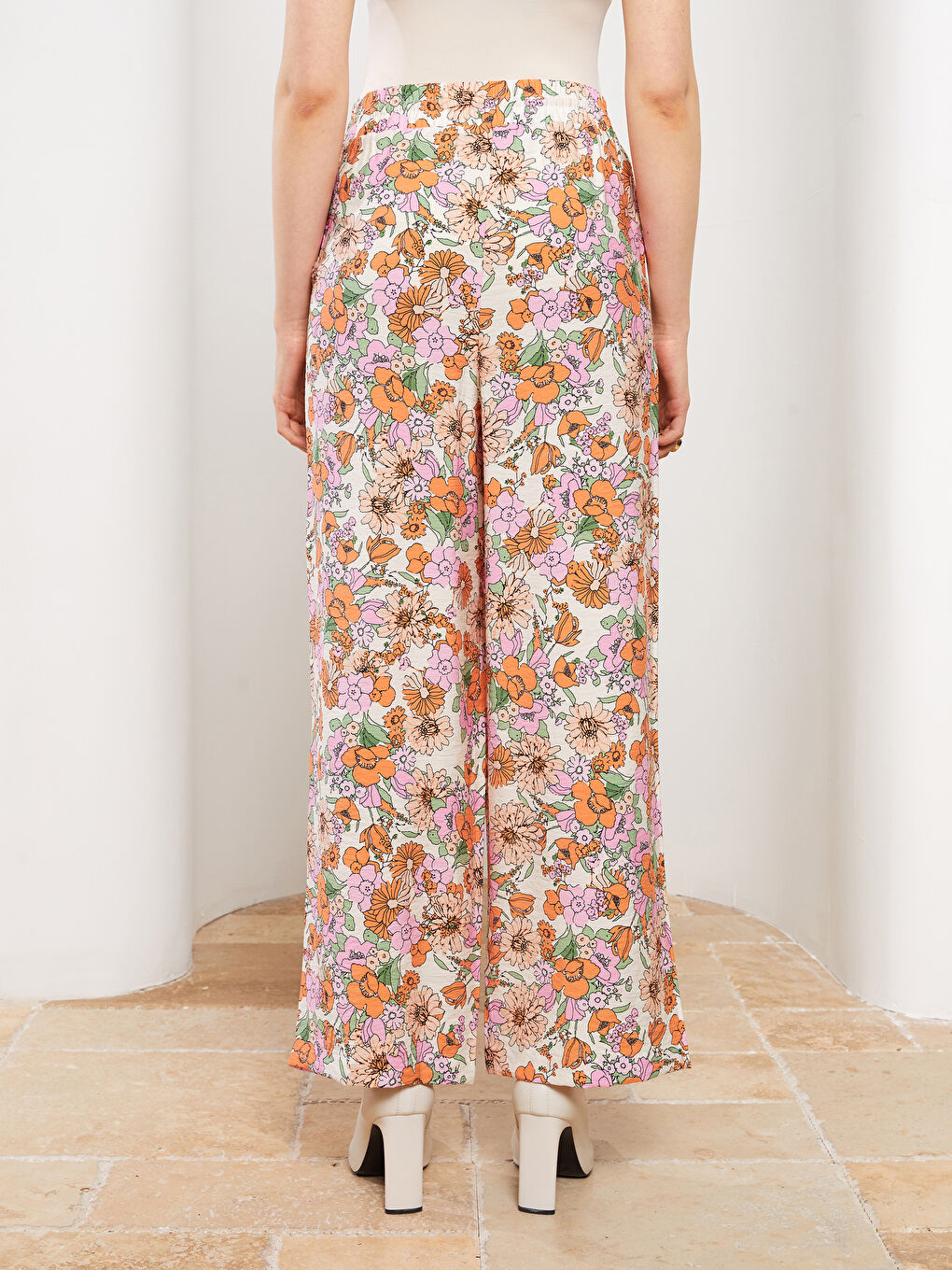 Elastic Waist Comfortable Fit Floral Pocket Detailed Women's Trousers-6