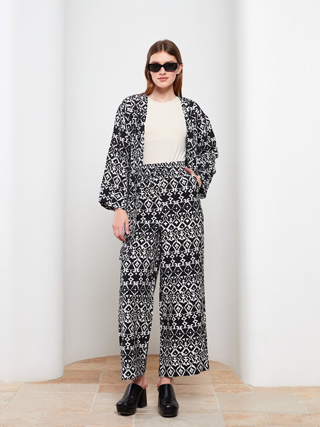 Elastic Waist Comfortable Pattern Patterned Pocket Detailed Women's Trousers-2