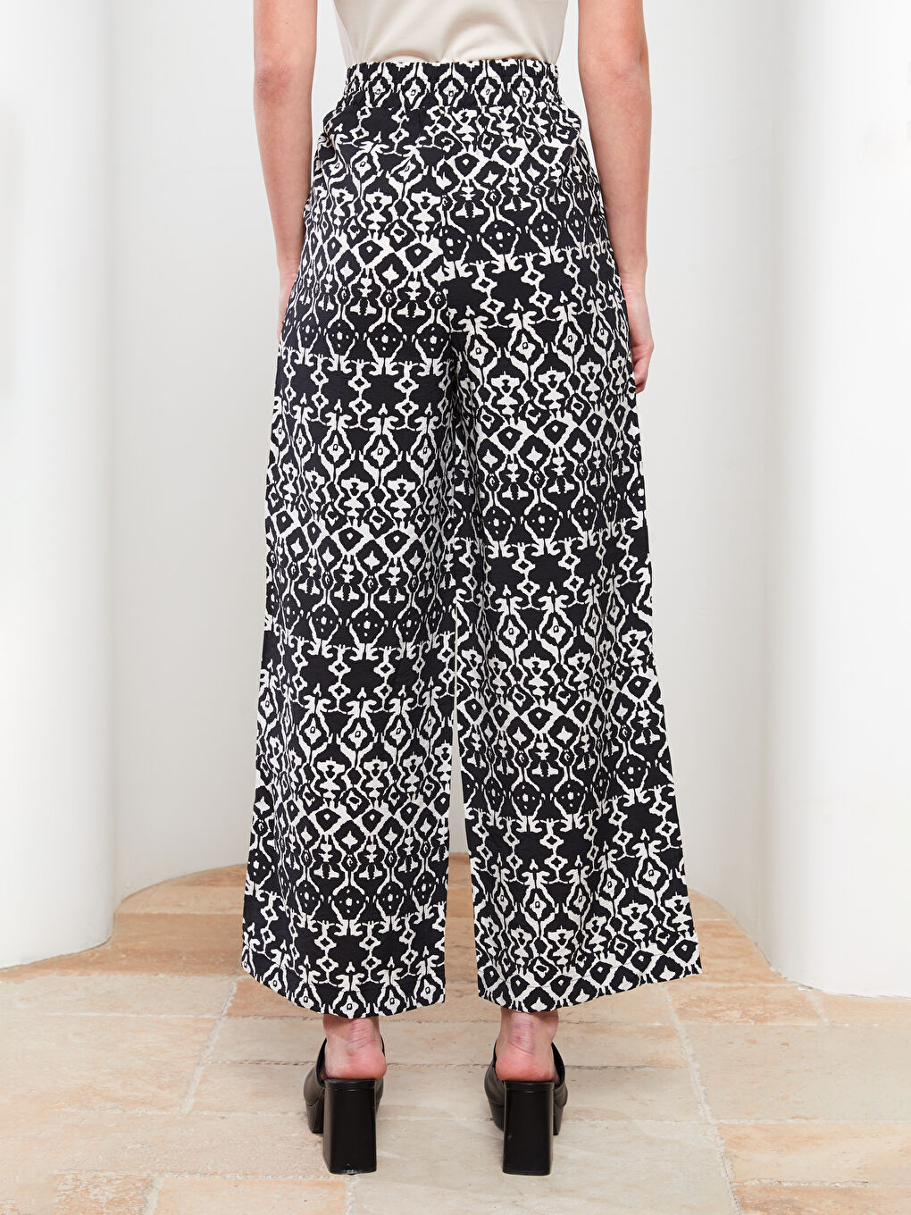 Elastic Waist Comfortable Pattern Patterned Pocket Detailed Women's Trousers-8