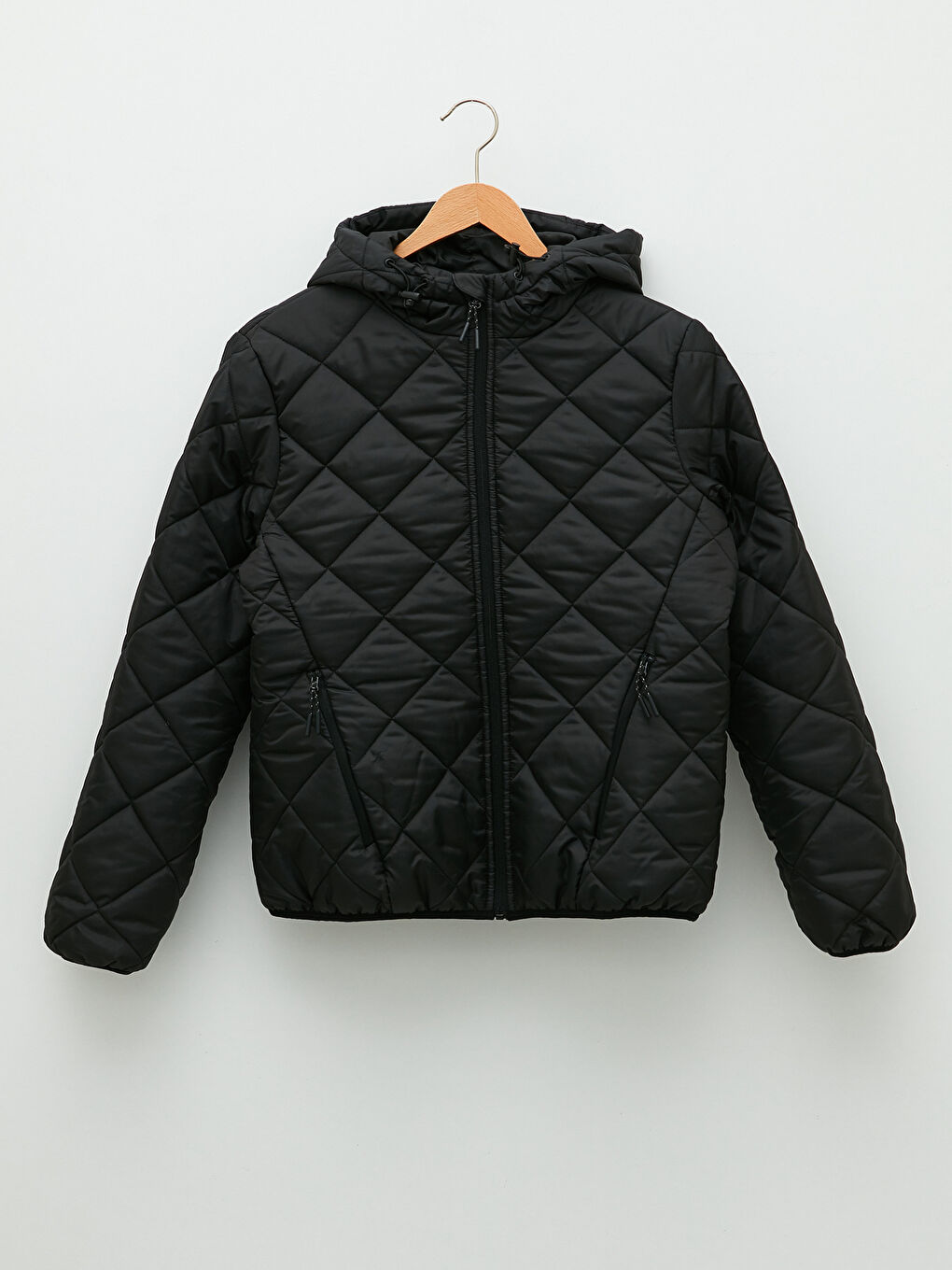 Siyah Kapüşonlu Kapitone Uzun Kollu Kadın Outdoor Şişme Mont-7