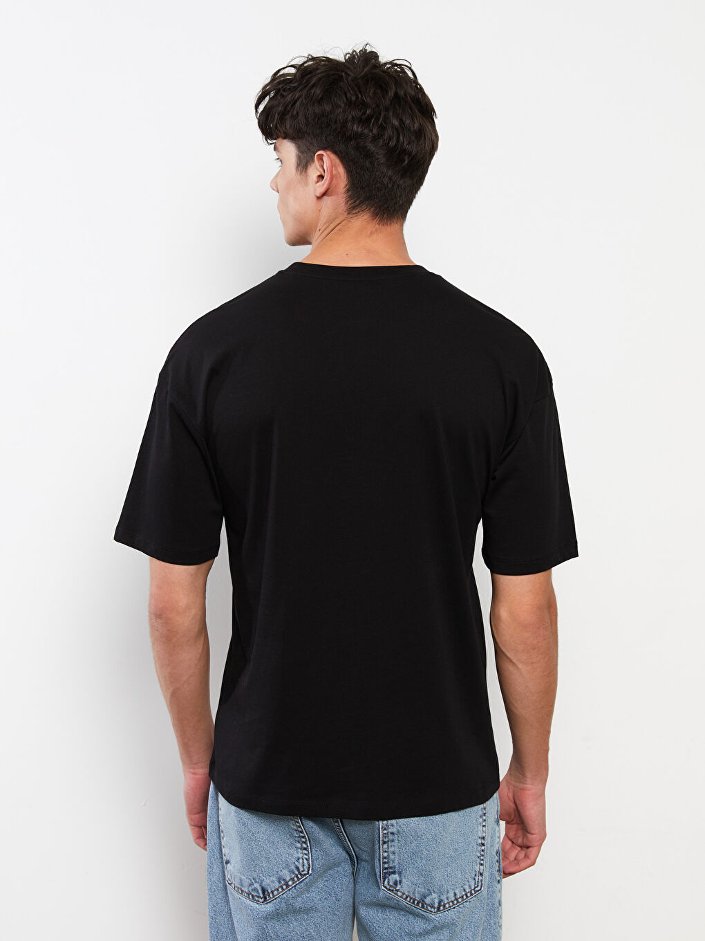 Siyah Bisiklet Yaka Kısa Kollu Baskılı Penye Erkek Tişört-4