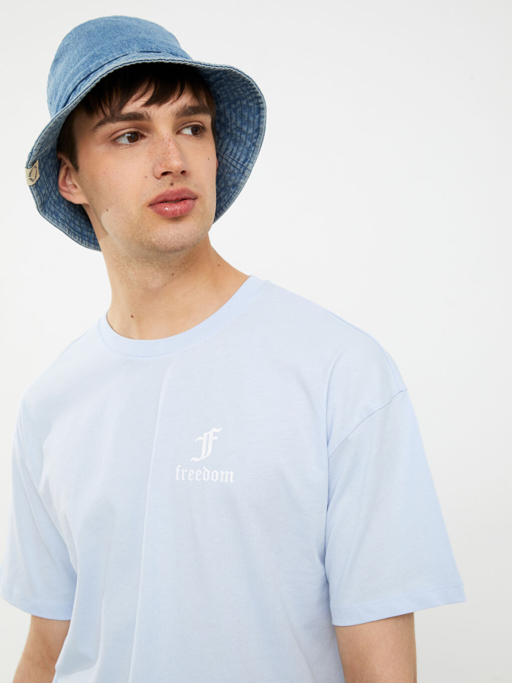 تيشيرت رجالي ياقة دائرية كم قصير مطبوع قطن ممشط-2