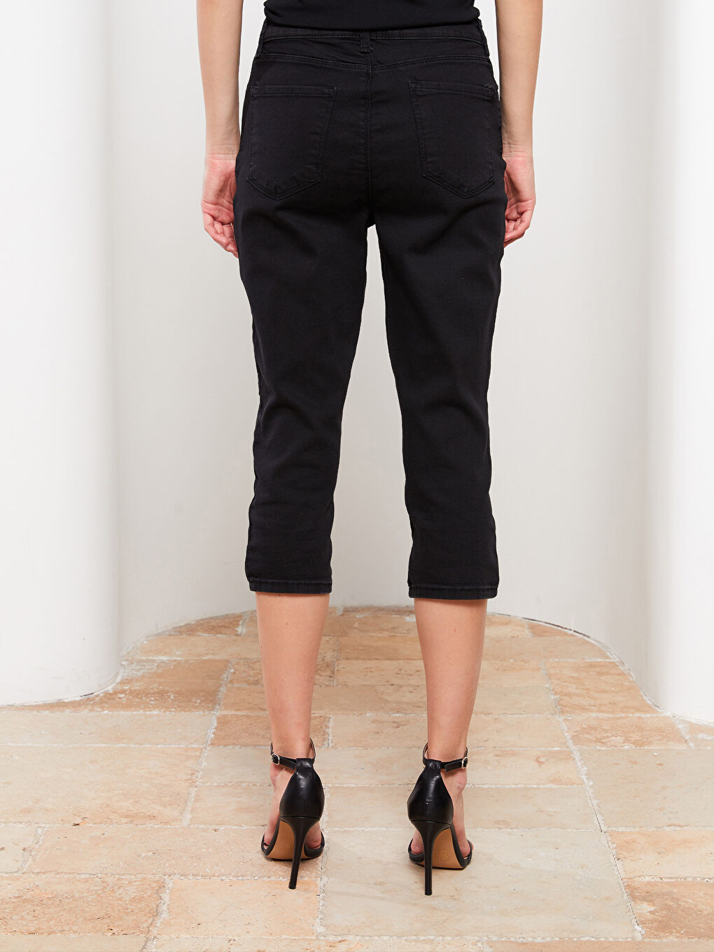 Skinny Fit Women's Straight Pocket Detailed Jean Capri -S2G076Z8-J0F