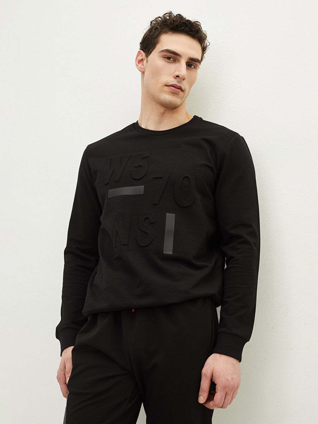 Siyah Bisiklet Yaka Uzun Kollu Baskılı Erkek Sweatshirt