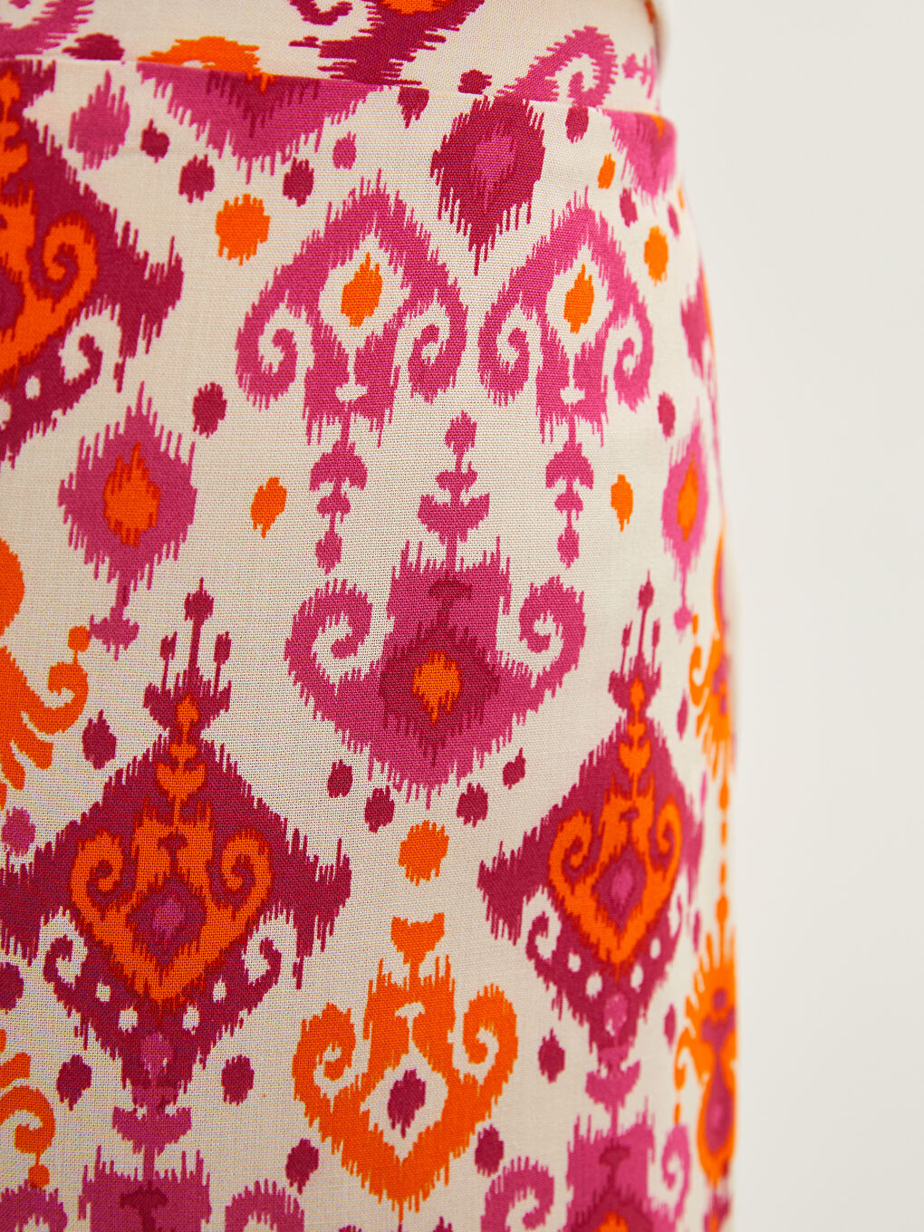 Elastic Waist Patterned Viscose Women Trousers-2