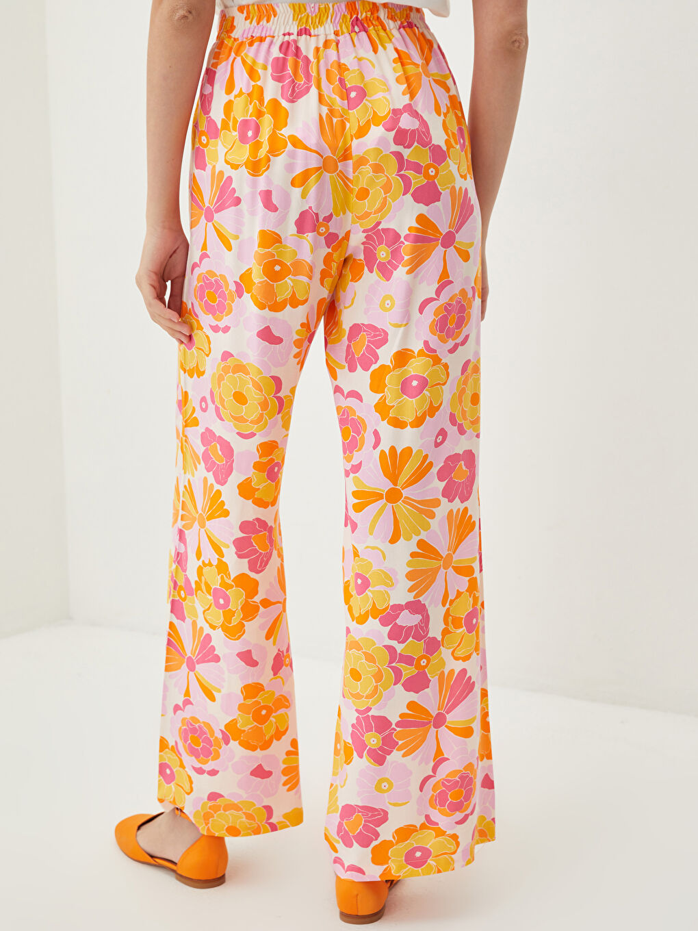 Elastic Waist Patterned Viscose Women Trousers-4