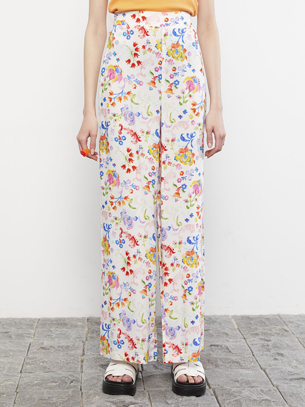 بنطلون نسائي بوسط مطاطي ومطبوع من فيسكوز-2