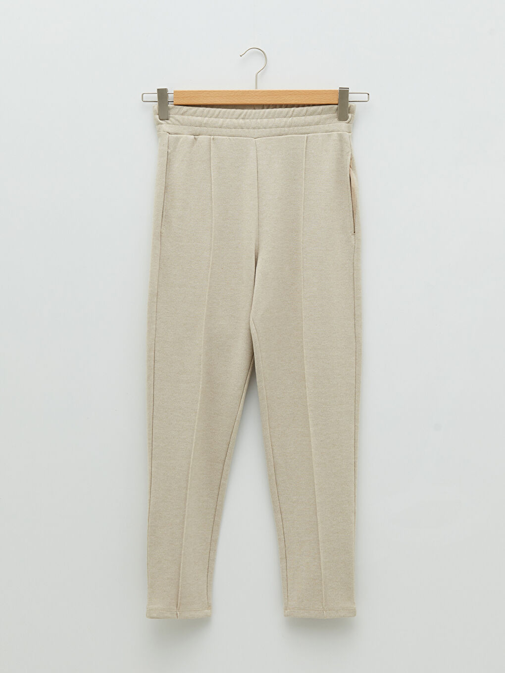 Bej Beli Lastikli Düz Cep Detaylı Pike Kumaş Kadın Eşofman Altı-5