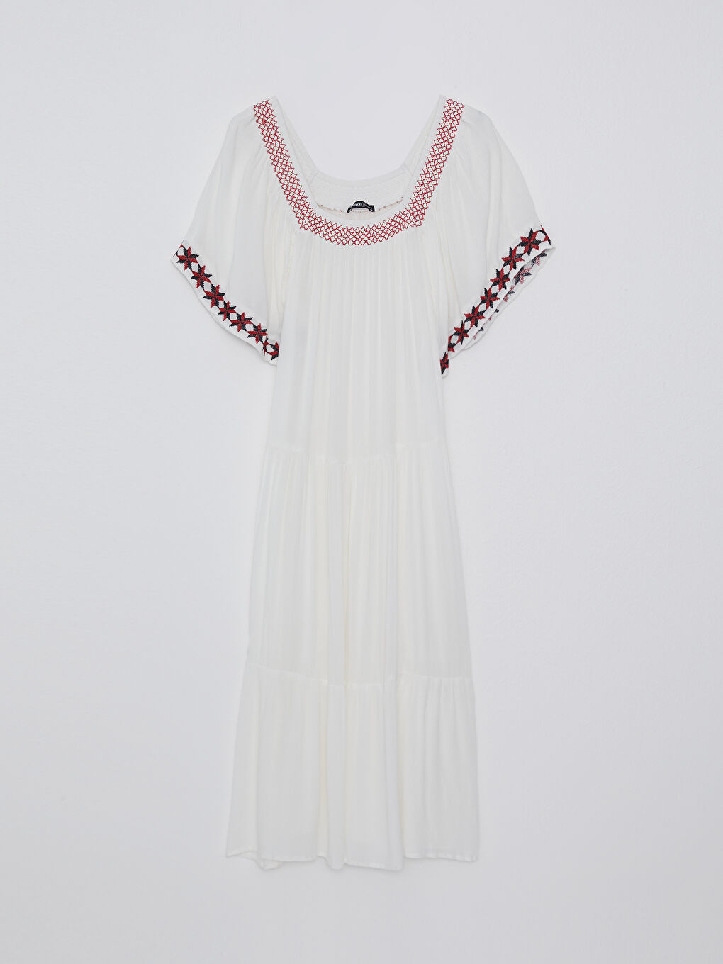 LCWAIKIKI Classic Boat Collar Embroidered Short Sleeve Viscose Women's Dress -S2G250Z8-EEW