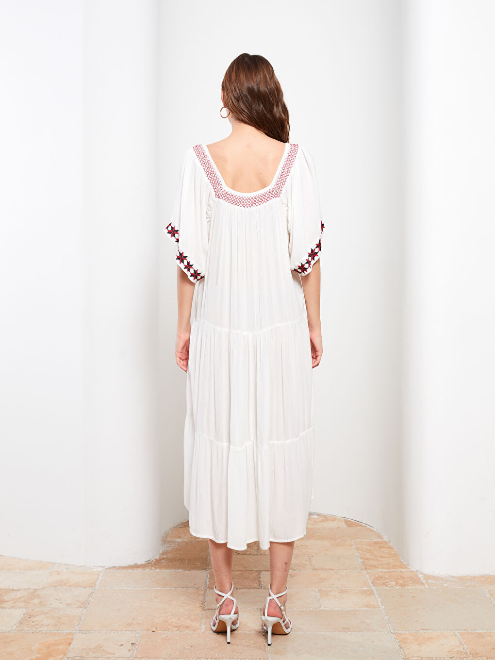 LCWAIKIKI Classic Boat Collar Embroidered Short Sleeve Viscose Women's Dress -S2G250Z8-EEW
