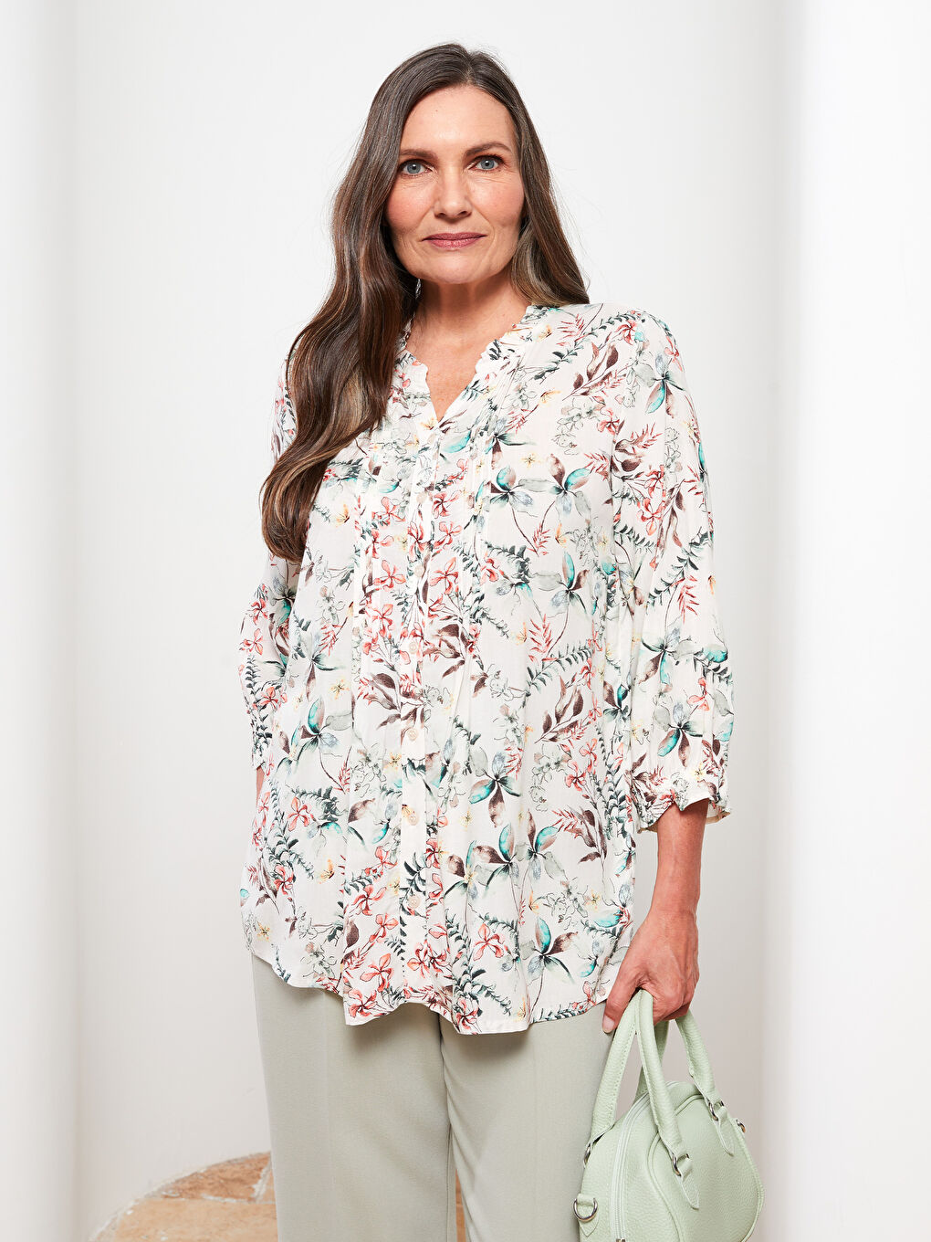 Women's Crew Neck Patterned Viscose Shirt