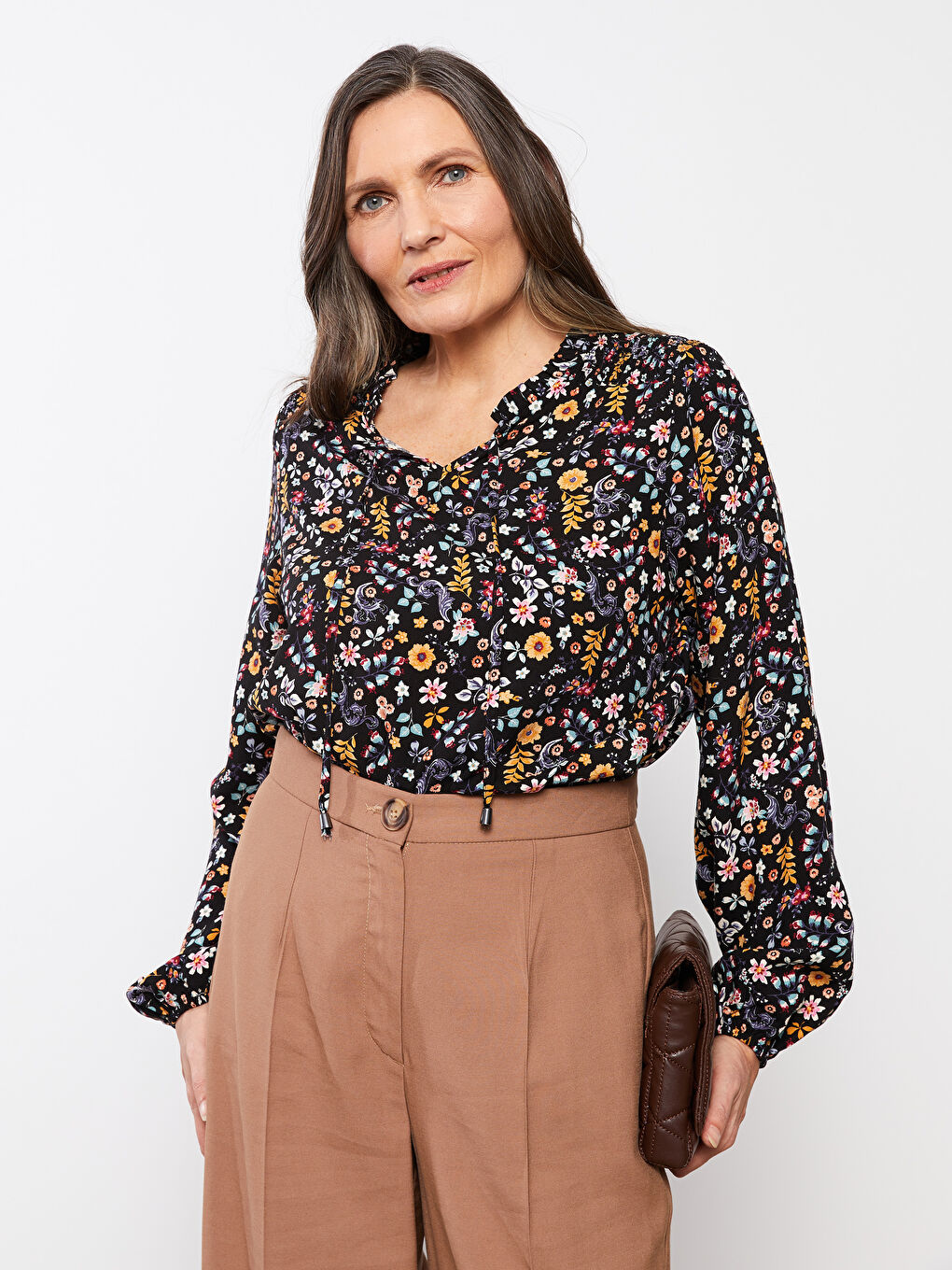 Karışık Bağlamalı Yaka Çiçekli Uzun Kollu Viskon Kadın Bluz-1