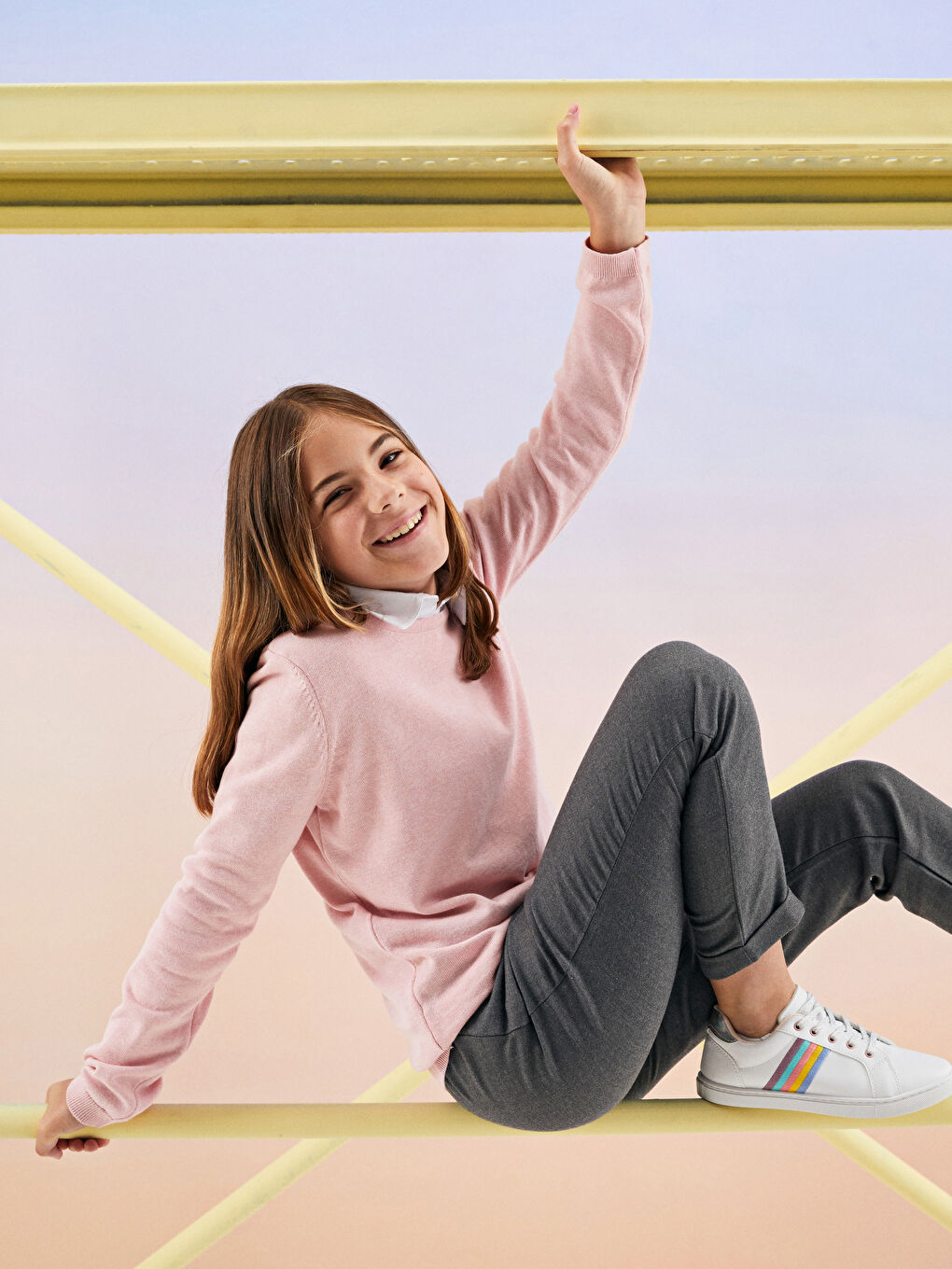 كنزة تريكو للبنات بأكمام طويلة وياقة دائرية أساسية