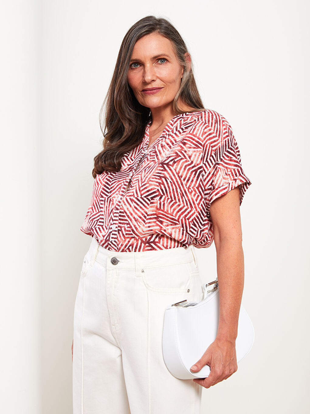 Женская рубашка с круглым вырезом, цветочным принтом и коротким рукавом-2