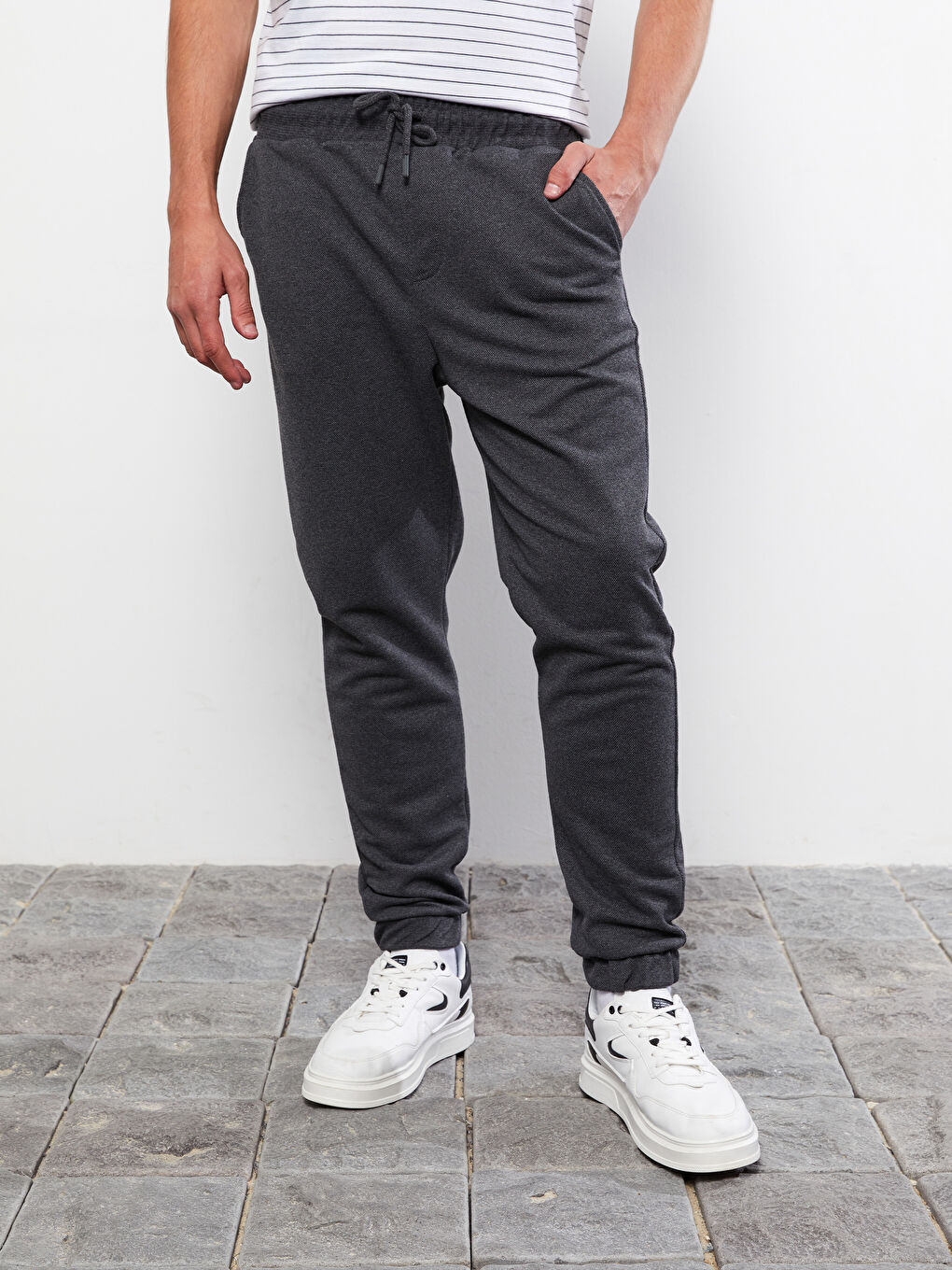 Antrasit Slim Fit Erkek Eşofman Altı-4