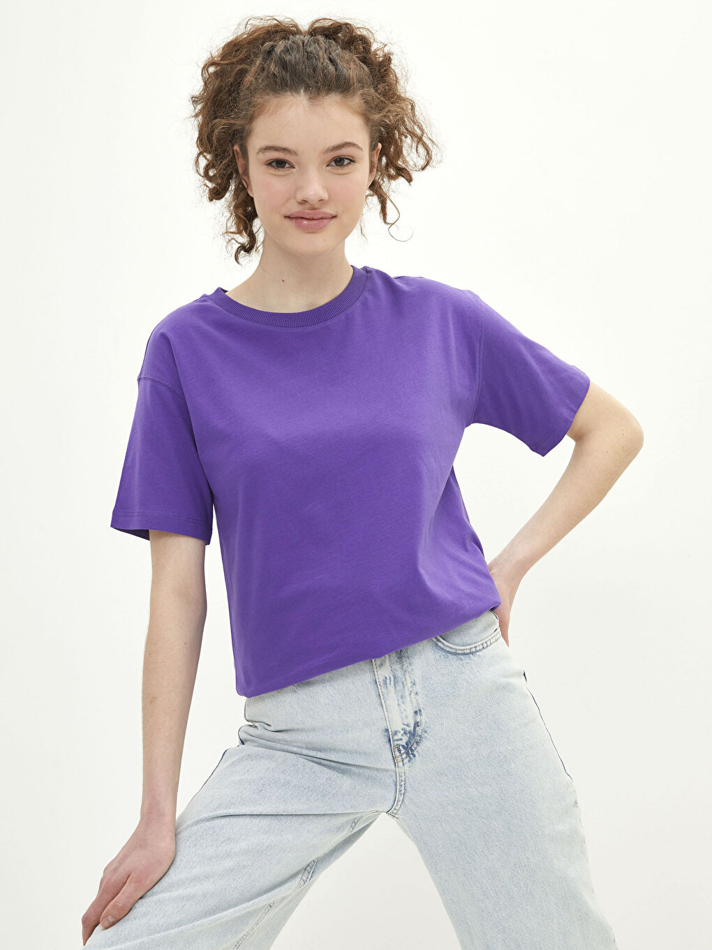 تي شيرت قطن كم قصير ياقة دائرية للسيدات