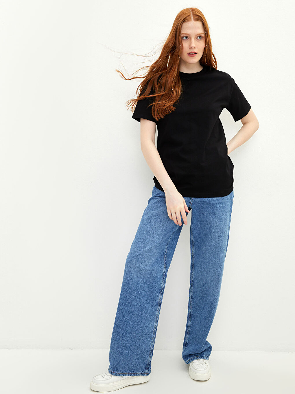 تي شيرت قطن كم قصير ياقة دائرية للسيدات-1