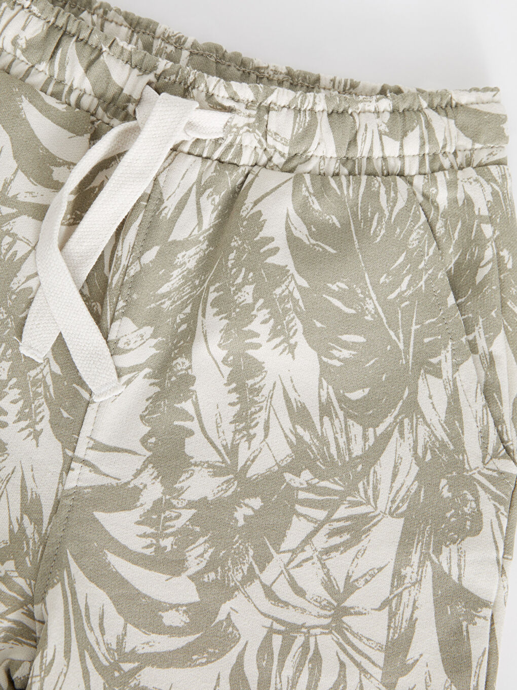 Bej Beli Lastikli Baskılı Erkek Çocuk Şort-2