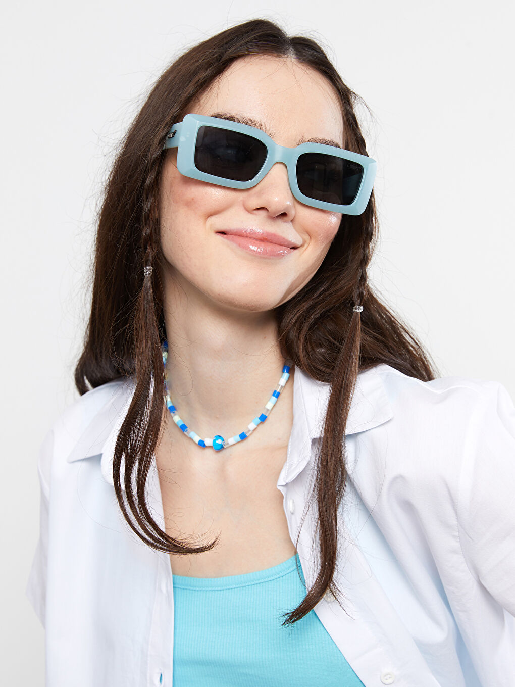 قميص نسائي بأزرار أمامية وكم قصير-3