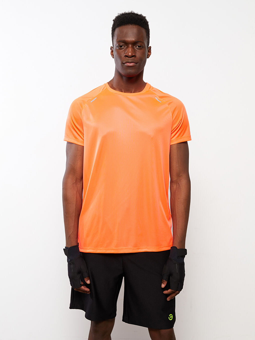 Mercan Bisiklet Yaka Kısa Kollu Erkek Spor Tişört